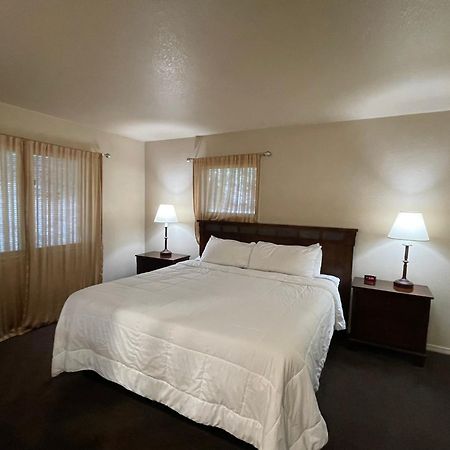 Mount Shasta Resort Luaran gambar