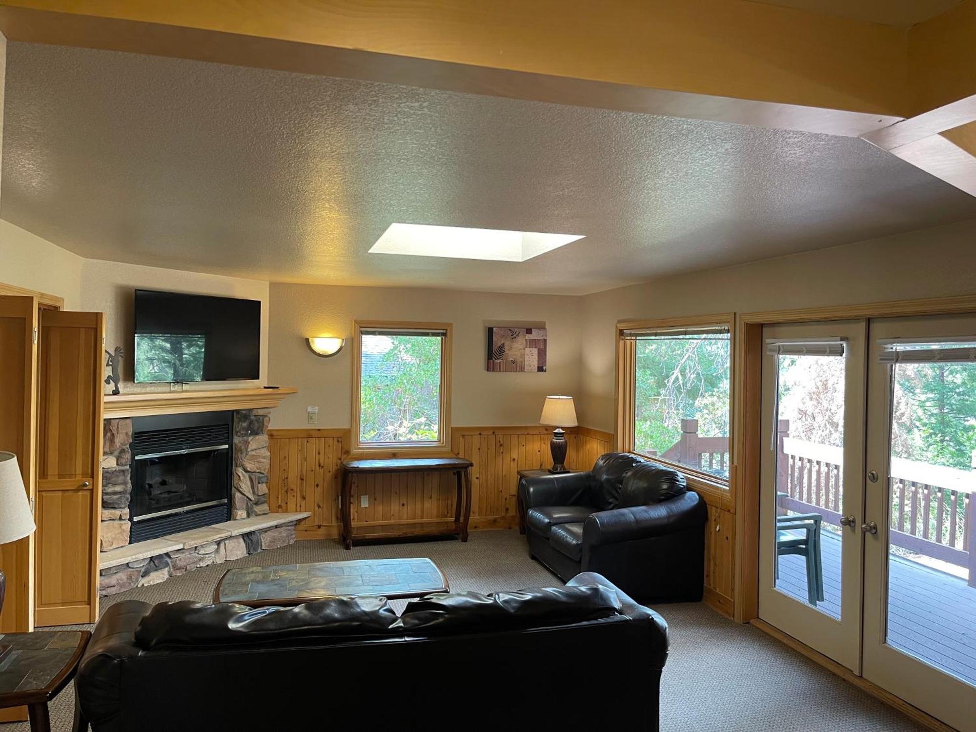 Mount Shasta Resort Luaran gambar