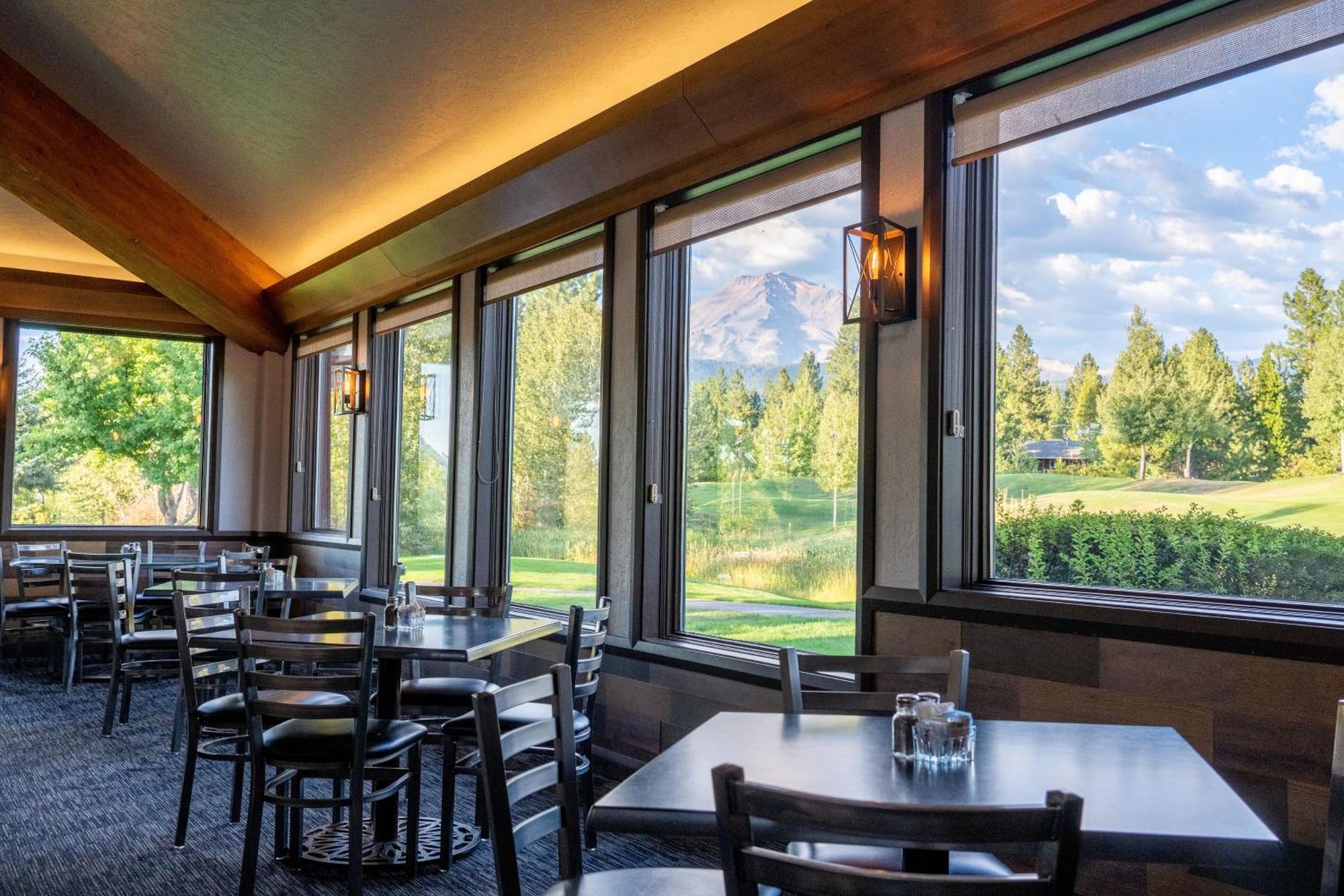 Mount Shasta Resort Luaran gambar